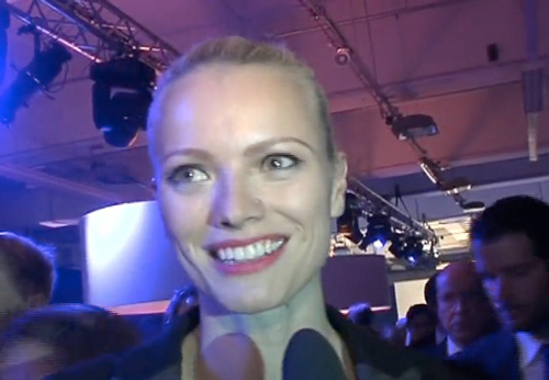 Franziska Knuppe | Don’t worry be happy!